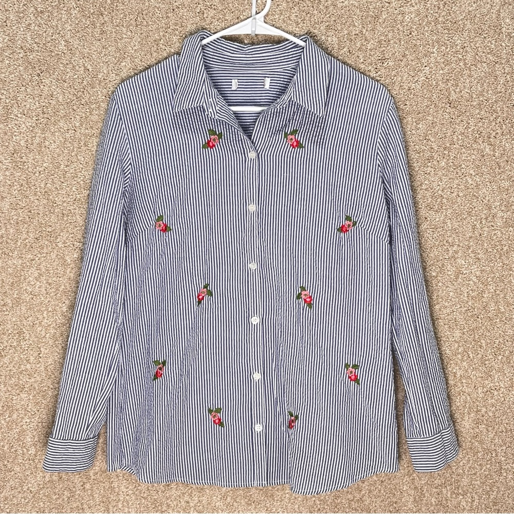 Granny core button down top embroidered flowers collar‎ blue white cotton blend